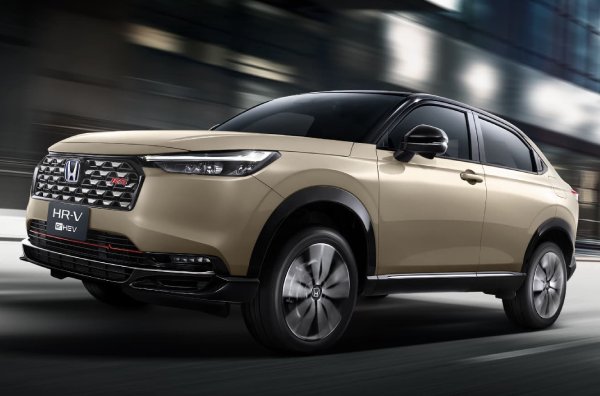 Honda HR-V hybrid SUV ready for a Northern Thailand road trip