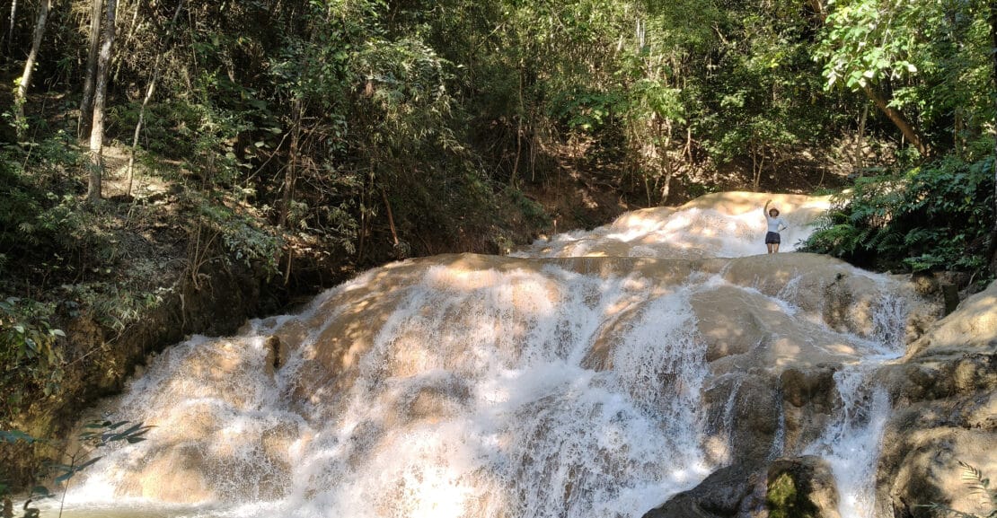 Explore Sri Sangwan Waterfall in Chiang Dao