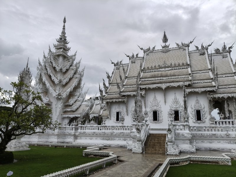 White Temple Chiang Rai Travel Experience Pure white, sparkling details and incredible craftsmanship - welcome to the White Temple.
